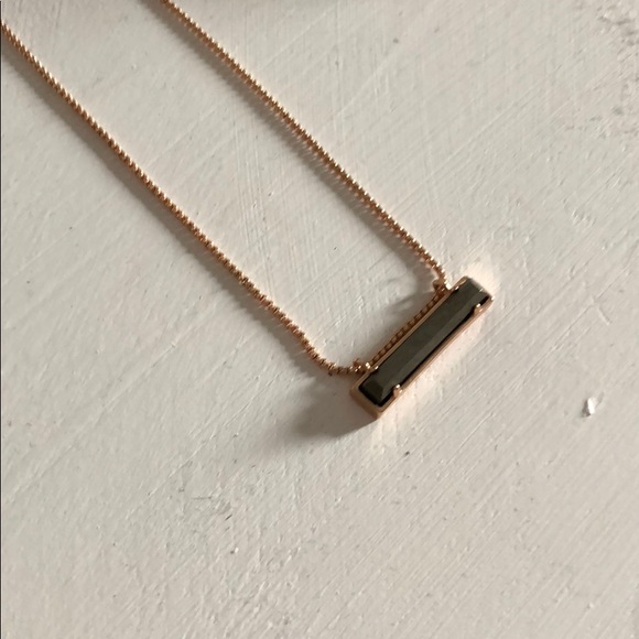 Kendra Scott - Picture 1 of 2